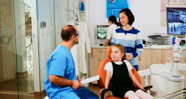 Who does a family dentist see?
