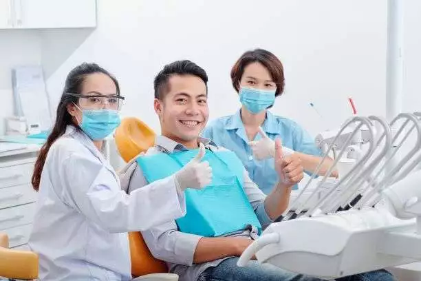 Dentist in Newbury Park
