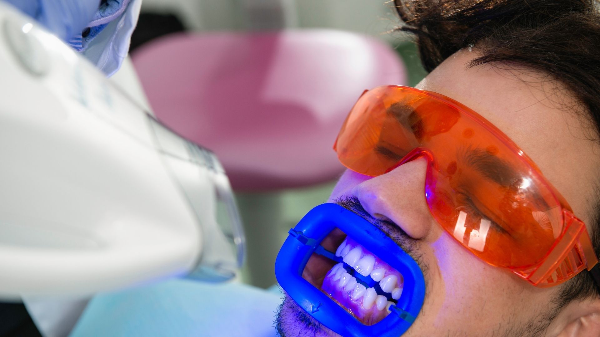 laser teeth whitening with zoom